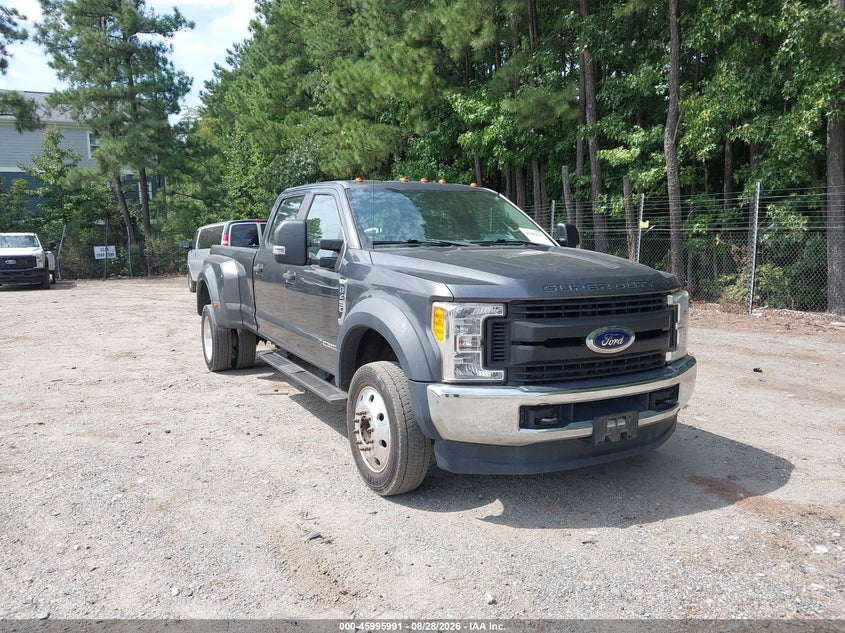 2017 Ford F-450 VIN 1FT8W4DT1HEE21138 — IAAI salvage auction photo