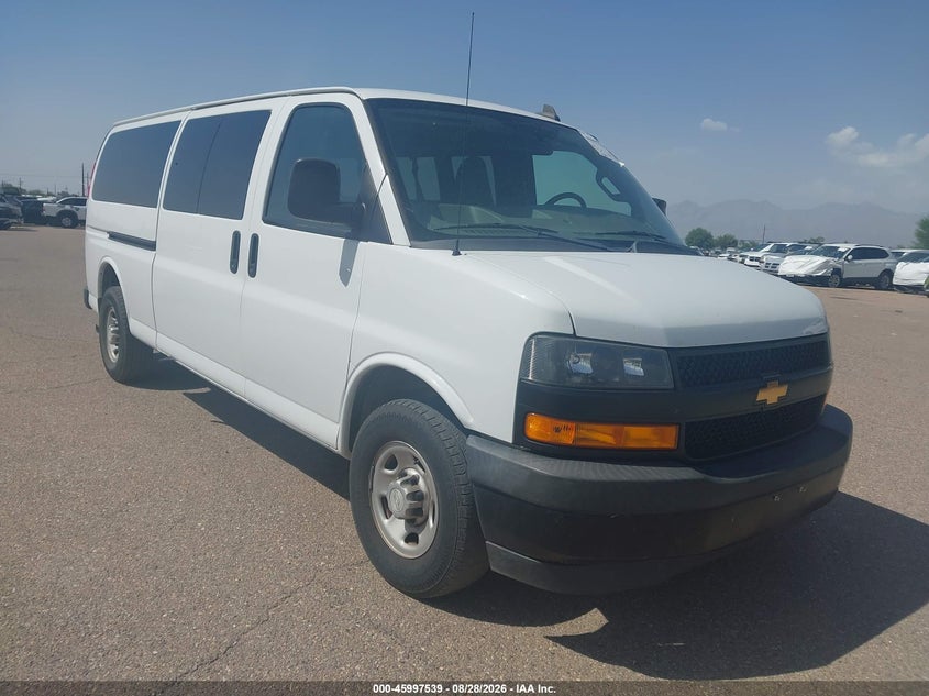 2019 Chevrolet Express 3500 VIN 1GAZGNFG1K1326299 — IAAI salvage auction photo