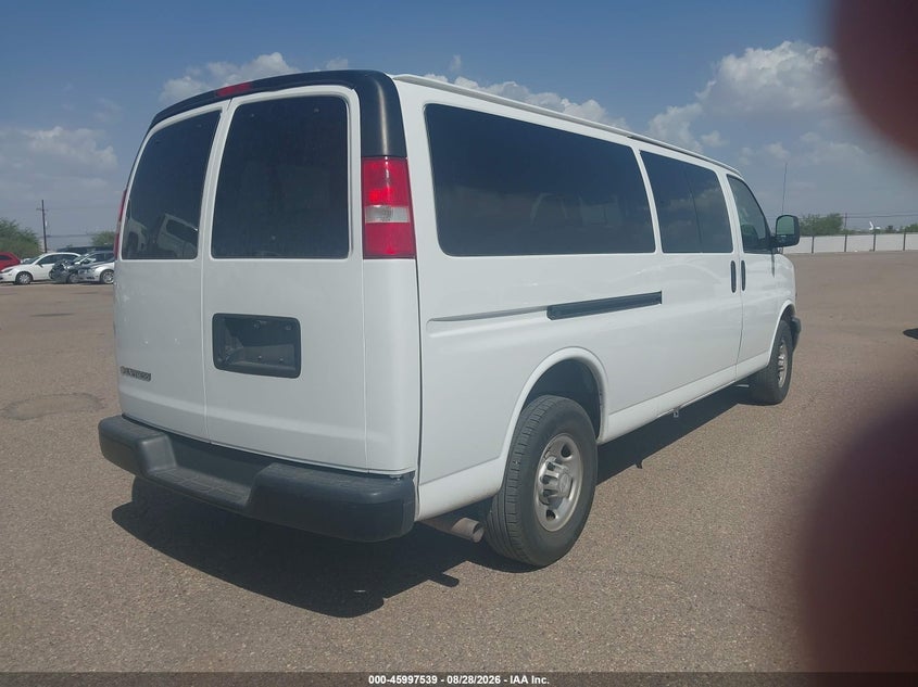 2019 Chevrolet Express 3500 VIN 1GAZGNFG1K1326299 IAAI salvage auction — NORMAL WEAR, Sf97 (Arizona), sold $14,350 on 2026-09-10 (photo 4)