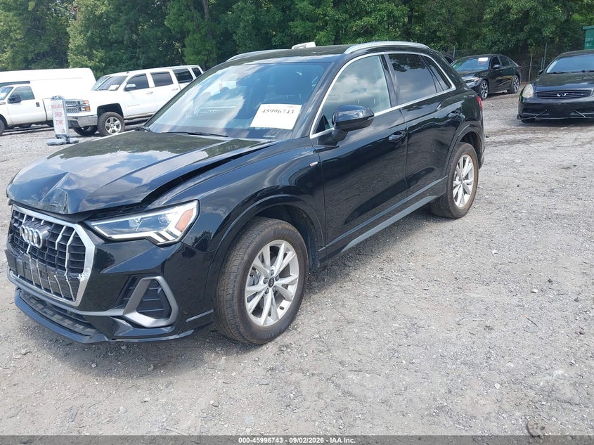 2025 Audi Q3 VIN WA1DECF36S1006639 IAAI salvage auction — LEFT FRONT, Wait Title, sold $3,250 on 2026-10-10 (photo 2)