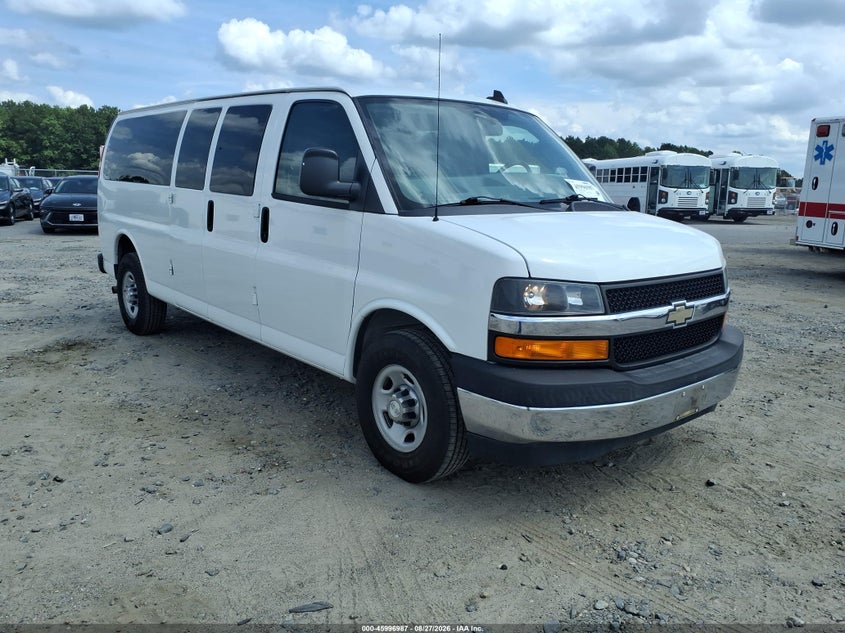 2017 Chevrolet Express 3500 VIN 1GAZGPFG3H1302414 — IAAI salvage auction photo