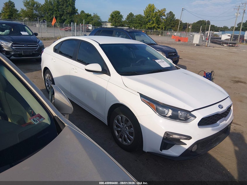 2021 Kia Forte VIN 3KPF24AD0ME275846 IAAI salvage auction — HAIL, Salvage Title, sold $2,800 on 2026-10-21 (photo 1)