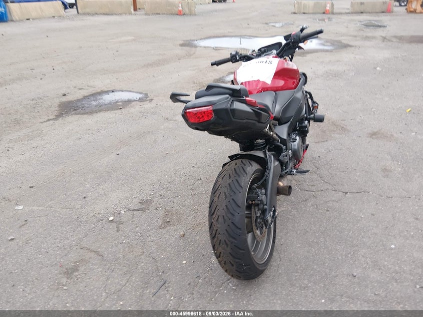 2024 Suzuki Gsx VIN JS1EK12B1R7100448 IAAI salvage auction — FRONT END, Salvage Title, sold $1,150 on 2026-10-09 (photo 6)