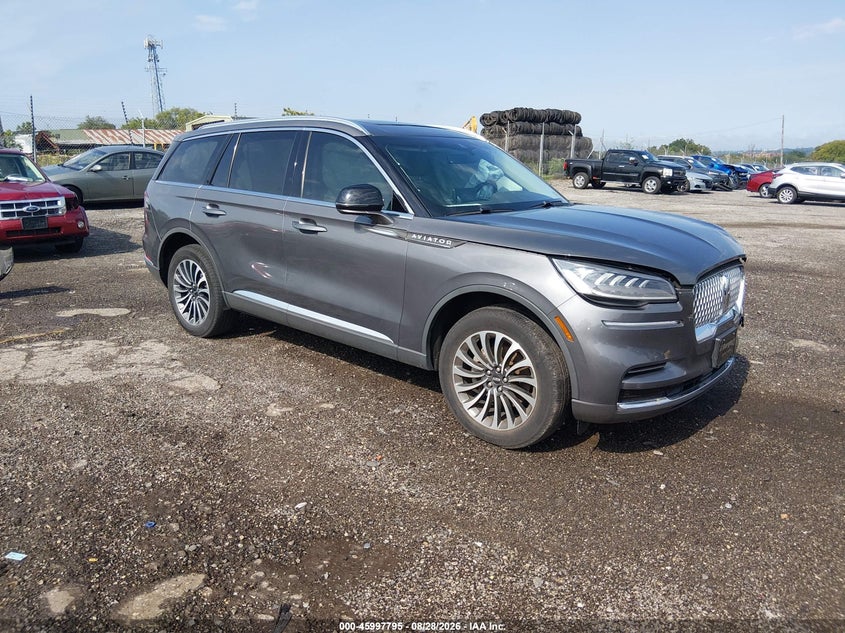 2023 Lincoln Aviator VIN 5LM5J6XC0PGL08768 — IAAI salvage auction photo