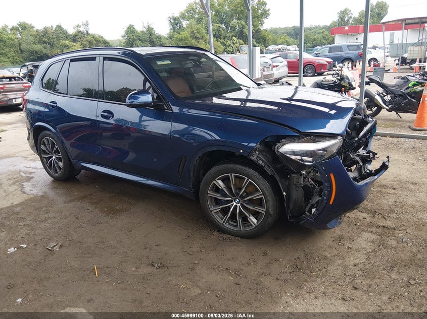 2021 BMW X5 VIN 5UXCR6C09M9F06494 — IAAI salvage auction photo