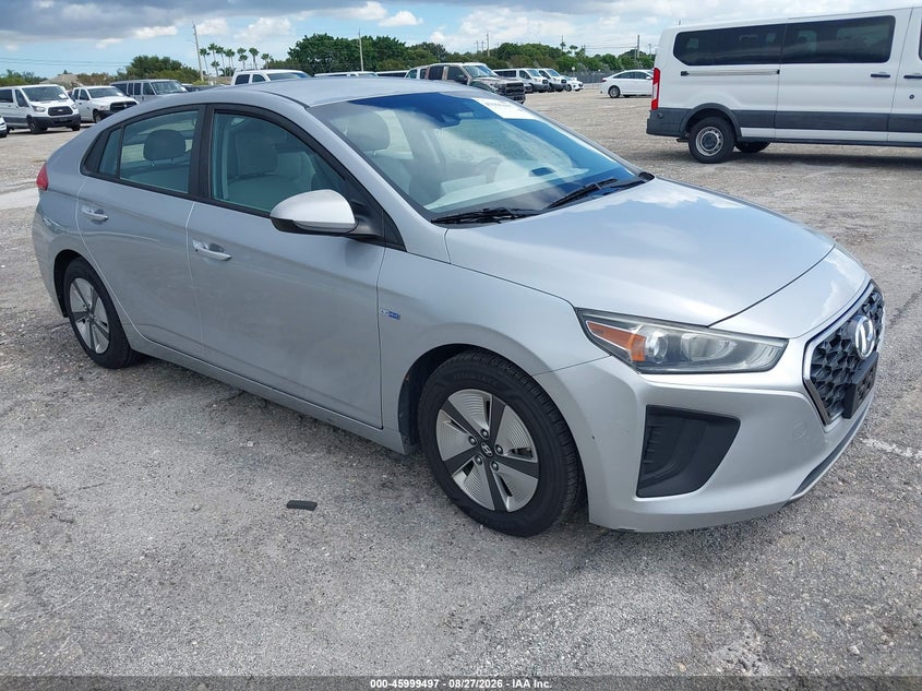 2020 Hyundai IONIQ VIN KMHC65LC8LU218131 — IAAI salvage auction photo