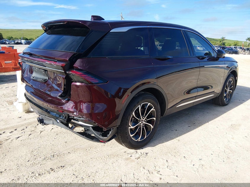 2024 Lincoln Nautilus VIN 5LMPJ8J40RJ853011 IAAI salvage auction — REAR END, Wait Title, sold $16,700 on 2026-09-30 (photo 4)