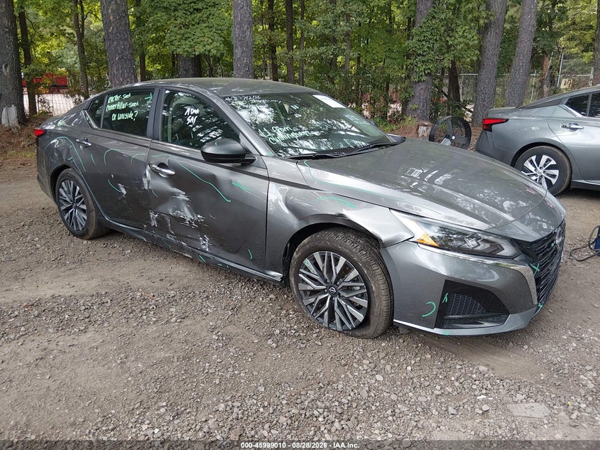 2025 Nissan Altima VIN 1N4BL4DVXSN368937 — IAAI salvage auction photo