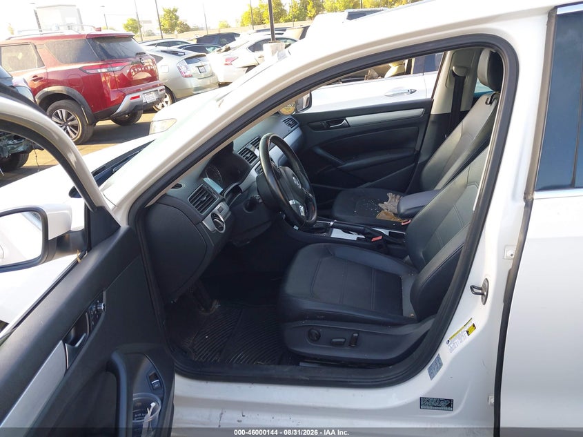 2013 Volkswagen Passat VIN 1VWBP7A39DC113341 IAAI salvage auction — RIGHT FRONT, Salvage Title, sold $1,050 on 2026-09-06 (photo 5)
