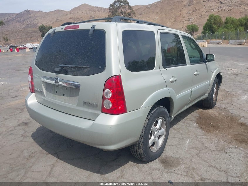 2006 Mazda Tribute VIN 4F2YZ04126KM03289 IAAI salvage auction — NORMAL WEAR, Clear - Dealer Only (California), sold $275 on 2026-09-24 (photo 4)