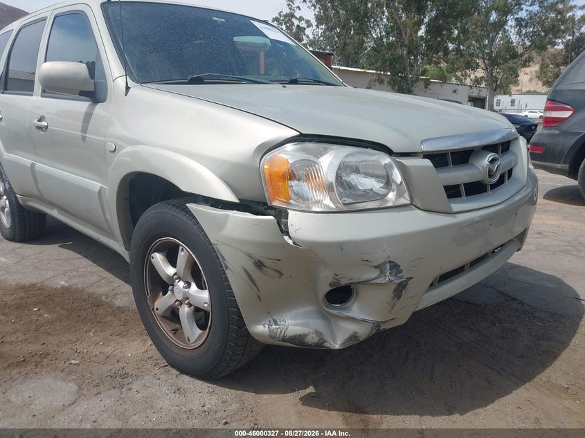 2006 Mazda Tribute VIN 4F2YZ04126KM03289 IAAI salvage auction — NORMAL WEAR, Clear - Dealer Only (California), sold $275 on 2026-09-24 (photo 6)