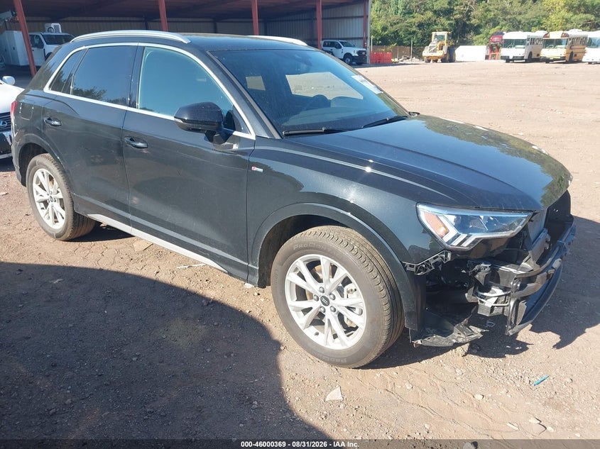 2025 Audi Q3 VIN WA1DECF31S1061418 — IAAI salvage auction photo