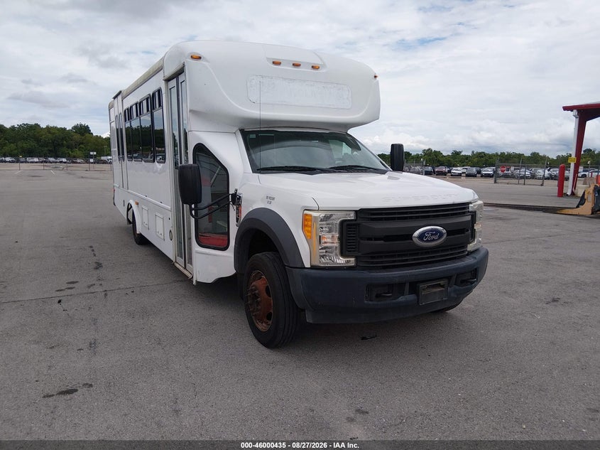 2017 Ford F-550 chassis VIN 1FDAF5GY3HEE87197 IAAI salvage auction — NORMAL WEAR, Sf97 (Washington), sold $12,100 on 2026-09-16 (photo 1)