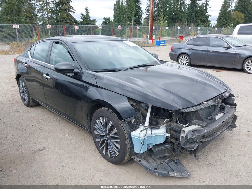 2025 Nissan Altima VIN 1N4BL4DV0SN300338 — IAAI salvage auction photo