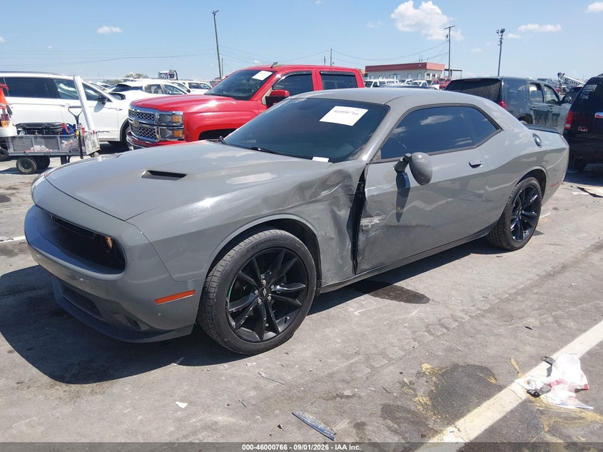 2018 Dodge Challenger VIN 2C3CDZAG1JH204518 IAAI salvage auction — LEFT SIDE, Salvage Title, sold $10,300 on 2026-10-15 (photo 2)
