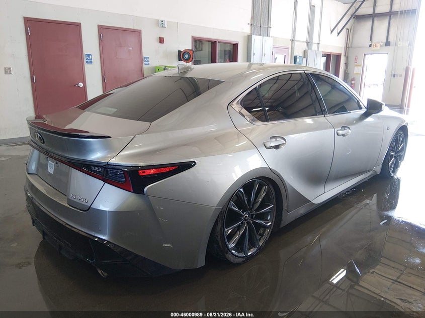 2021 Lexus Is VIN JTHGZ1B28M5044599 IAAI salvage auction — ELECTRICAL, Salvage Title, sold $3,050 on 2026-10-06 (photo 4)