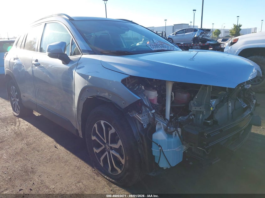 2024 Toyota Corolla cross VIN 7MUFBABG9RV050450 — IAAI salvage auction photo