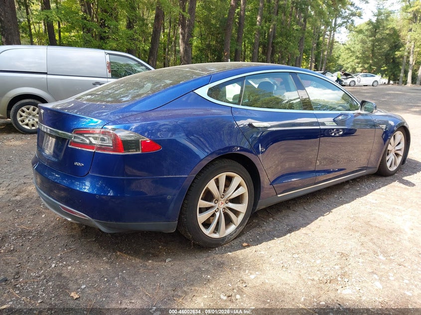 2016 Tesla Model s VIN 5YJSA1E27GF136529 IAAI salvage auction — FRONT END, Salvage (Virginia), sold $3,500 on 2026-09-17 (photo 4)