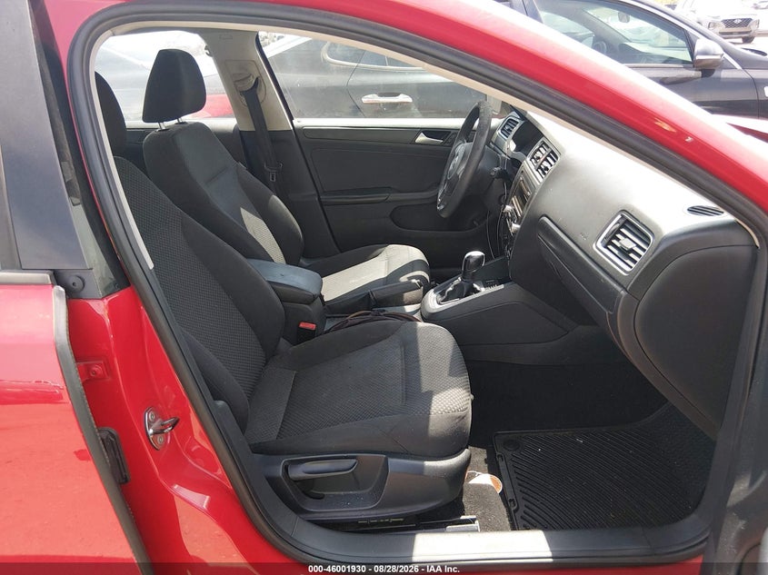 2014 Volkswagen Jetta VIN 3VW2K7AJ7EM392768 IAAI salvage auction — NORMAL WEAR, Clear (South Carolina), sold $650 on 2026-09-11 (photo 5)