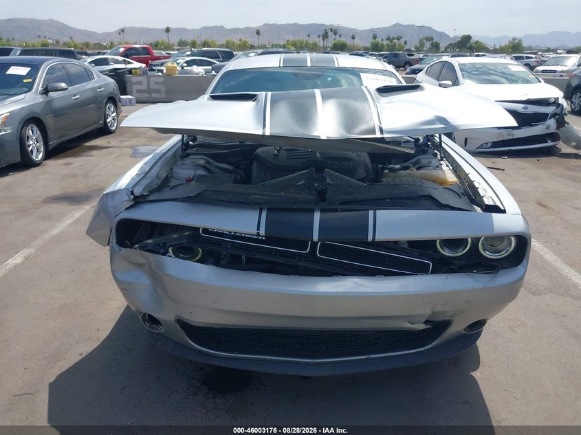 2019 Dodge Challenger VIN 2C3CDZGG8KH759989 IAAI salvage auction — RIGHT FRONT, Salvage Title, sold $4,800 on 2026-10-20 (photo 6)