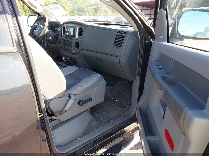 2007 Dodge Ram 1500 VIN 1D7HU18217J554905 IAAI salvage auction — LEFT & RIGHT, Clear (Tennessee), sold $1,025 on 2026-09-11 (photo 5)