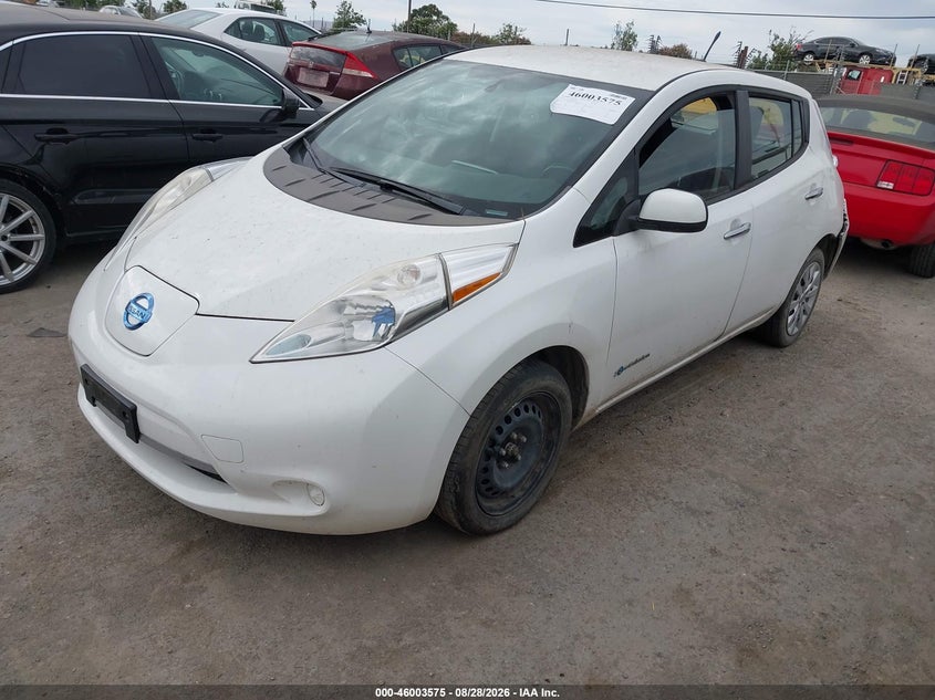 2013 Nissan Leaf VIN 1N4AZ0CPXDC402105 IAAI salvage auction — NORMAL WEAR, Clear - Dealer Only (California), sold $575 on 2026-09-11 (photo 2)