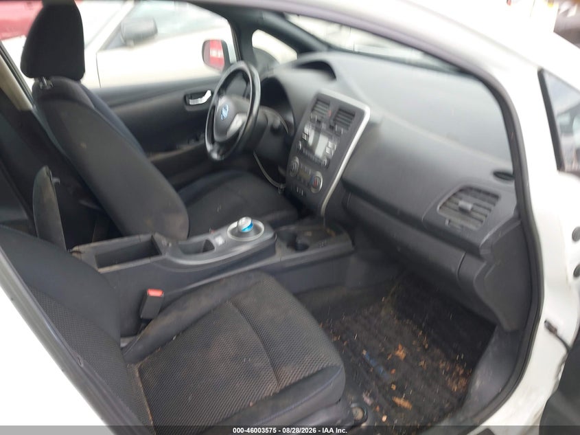 2013 Nissan Leaf VIN 1N4AZ0CPXDC402105 IAAI salvage auction — NORMAL WEAR, Clear - Dealer Only (California), sold $575 on 2026-09-11 (photo 5)