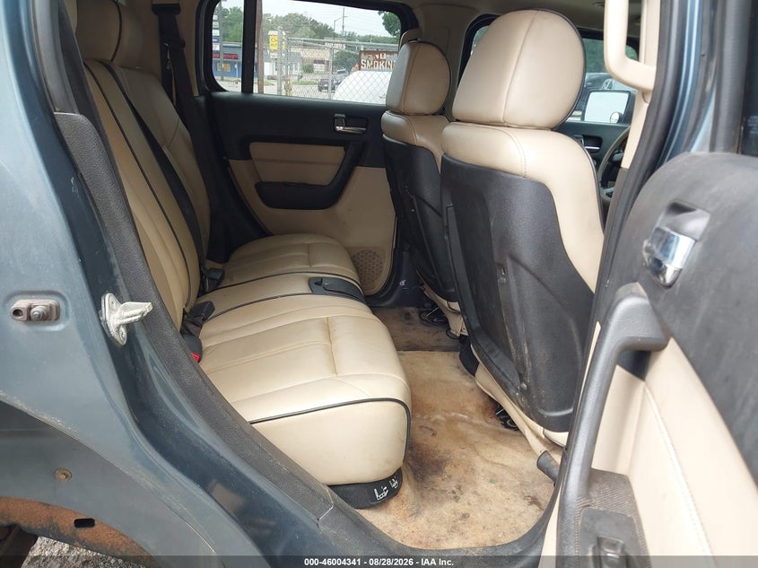 2007 Hummer H3 VIN 5GTDN13E078152249 IAAI salvage auction — RIGHT SIDE, Repossession Paperwork (South Carolina), sold $325 on 2026-09-09 (photo 8)