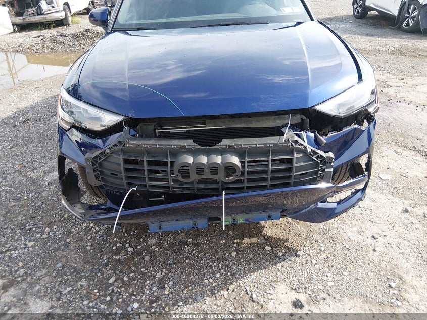 2021 Audi Q3 VIN WA1DECF33M1052738 IAAI salvage auction — FRONT END, Salvage Title, sold $6,950 on 2026-10-02 (photo 6)