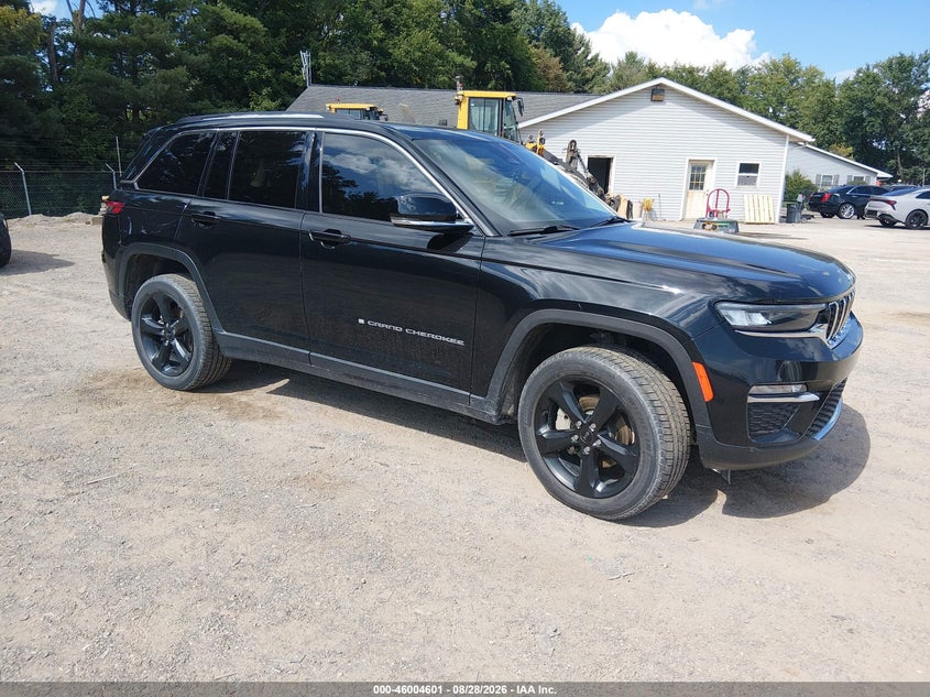 2022 Jeep Grand cherokee VIN 1C4RJHBG9N8553574 — IAAI salvage auction photo