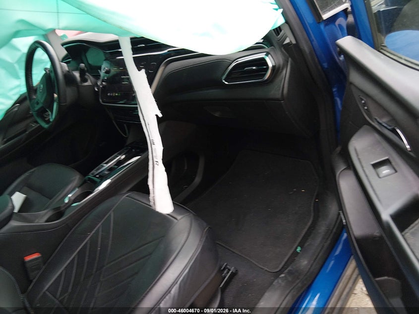 2023 Chevrolet Bolt euv VIN 1G1FX6S00P4172837 IAAI salvage auction — ALL OVER, Wait Title, sold $8,200 on 2026-09-30 (photo 5)