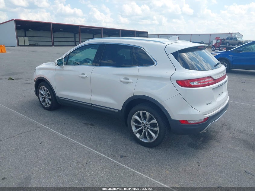 2019 Lincoln Mkc VIN 5LMCJ2C95KUL30155 IAAI salvage auction — SIDE, Wait Title, sold $5,700 on 2026-09-27 (photo 3)