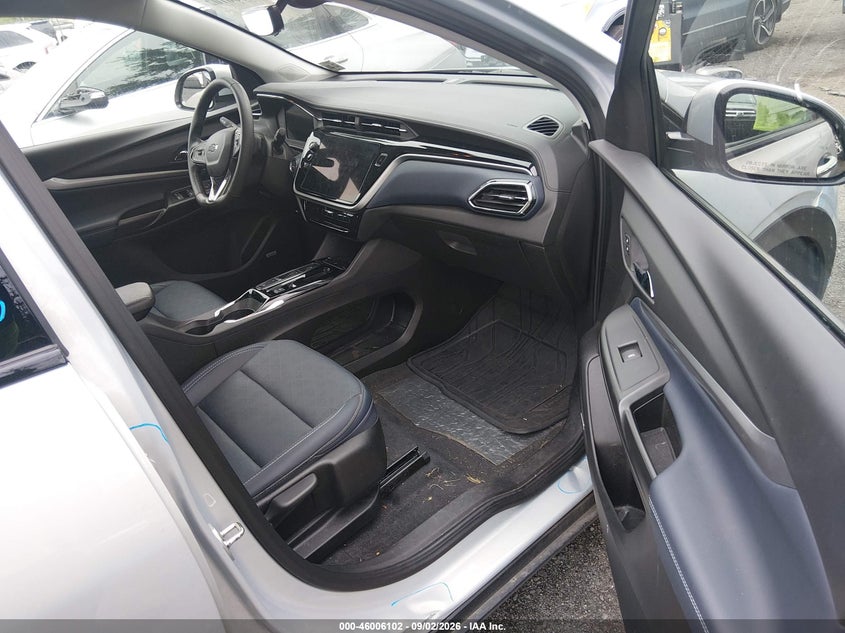 2023 Chevrolet Bolt euv VIN 1G1FZ6S0XP4205241 IAAI salvage auction — RIGHT SIDE, Salvage Title, sold $9,300 on 2026-09-21 (photo 5)