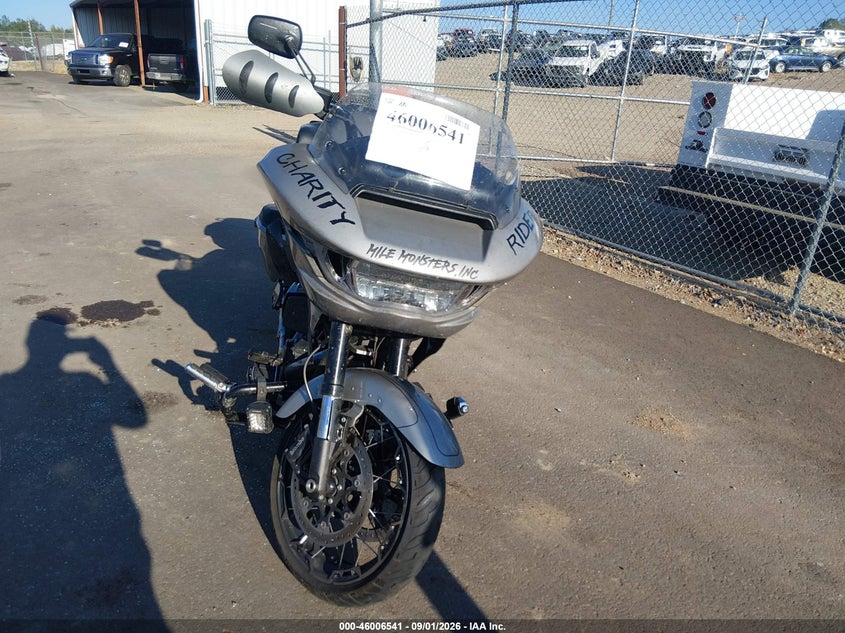 2023 Harley-davidson Road glide VIN 1HD1TC61XPB956449 IAAI salvage auction — LEFT SIDE, Wait Title, sold $14,550 on 2026-10-01 (photo 5)