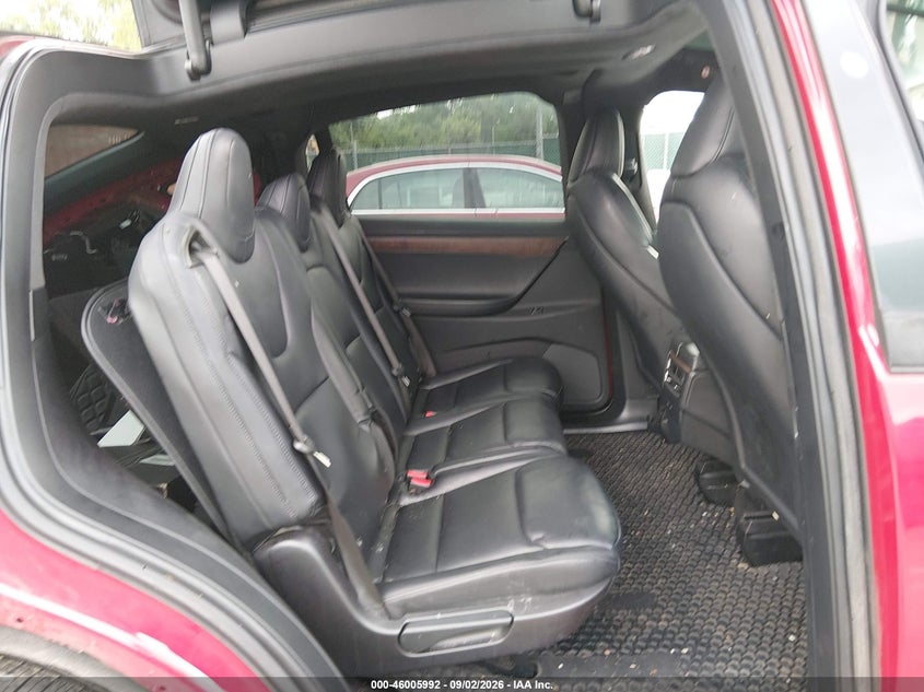 2020 Tesla Model x VIN 5YJXCDE24LF306793 IAAI salvage auction — REAR END, Wait Title, sold $12,100 on 2026-09-27 (photo 8)