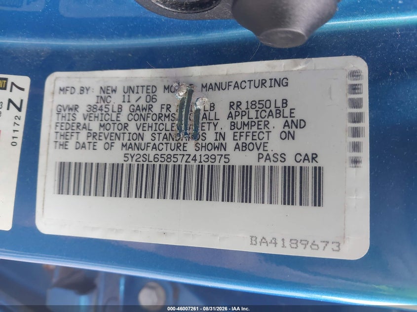 2007 Pontiac Vibe VIN 5Y2SL65857Z413975 IAAI salvage auction — NORMAL WEAR, Clear (New York), sold $675 on 2026-09-04 (photo 9)