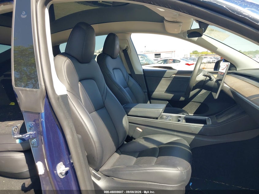 2023 Tesla Model y VIN 7SAYGDEE3PF850407 IAAI salvage auction — FRONT END, Wait Title, sold $11,200 on 2026-10-07 (photo 5)