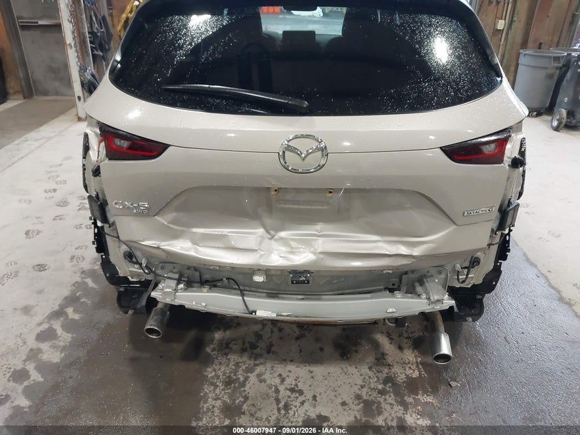 2025 Mazda Cx-5 VIN JM3KFBCL8S0583646 IAAI salvage auction — REAR END, Salvage Title, sold $12,300 on 2026-09-27 (photo 6)