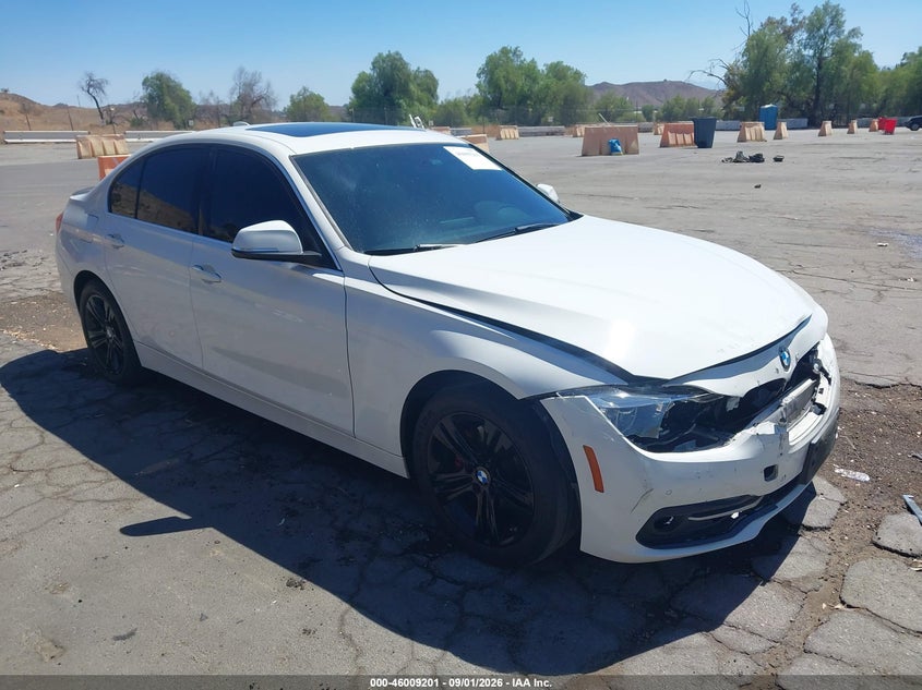 2017 BMW 3er VIN WBA8B9G36HNU53455 IAAI salvage auction — FRONT END, Wait Title, sold $3,100 on 2026-10-10 (photo 1)