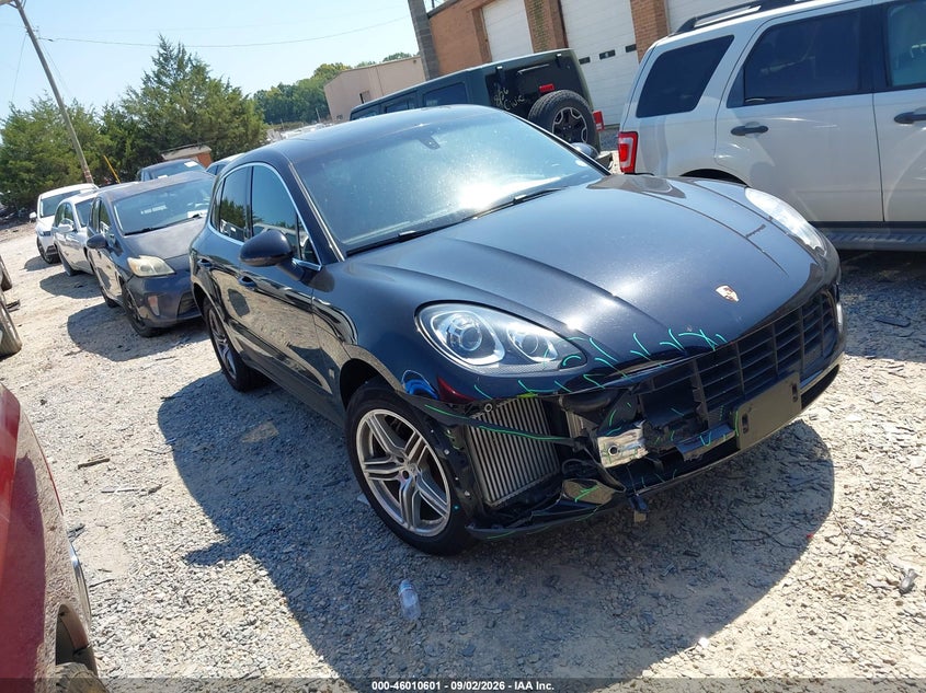 2016 Porsche Macan VIN WP1AB2A56GLB43918 — IAAI salvage auction photo