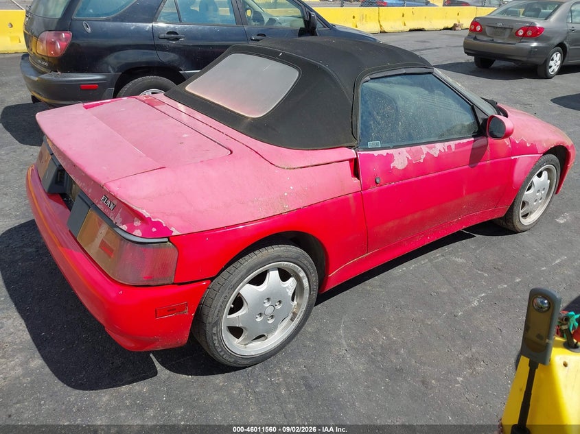 1991 Lotus Elan VIN SCCGA36B0MHF37398 IAAI salvage auction — NORMAL WEAR, Clear - Dealer Only (California), sold $2,250 on 2026-09-17 (photo 4)