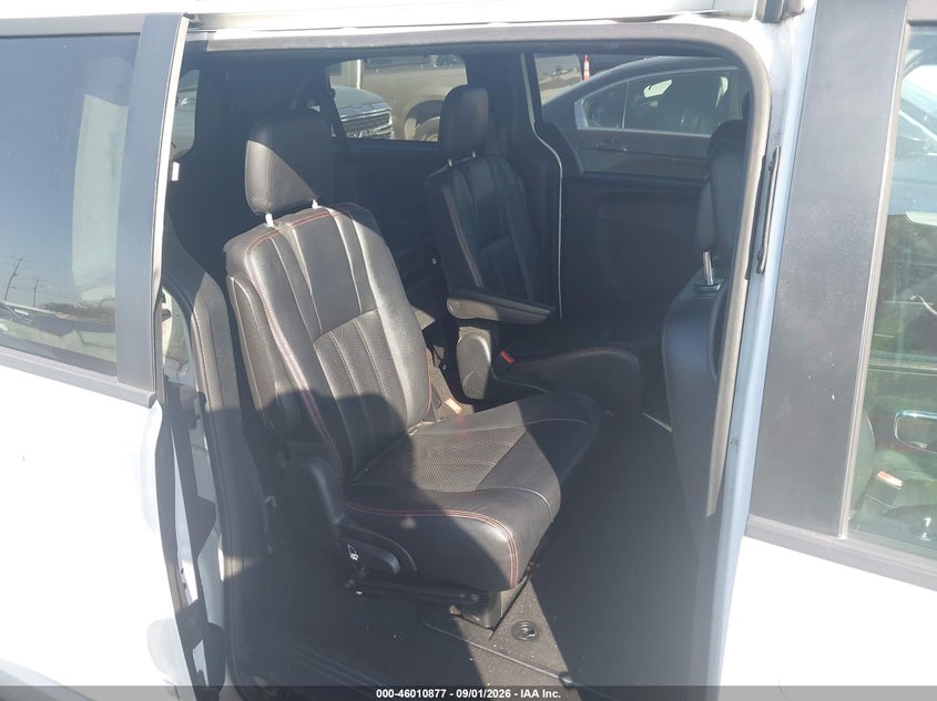 2017 Dodge Caravan VIN 2C4RDGEG1HR558015 IAAI salvage auction — UNKNOWN, Enterprise Vehicles Clear Only (Texas), sold $3,000 on 2026-09-14 (photo 8)