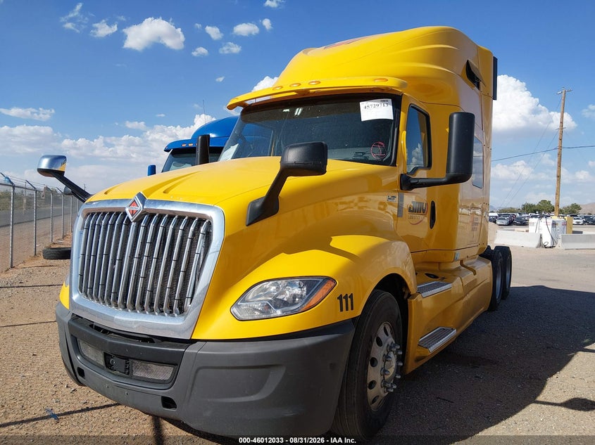 2020 International Lt VIN 3HSDZAPR2LN320585 IAAI salvage auction — REPOSSESSION, Clear (Texas), sold $18,000 on 2026-09-19 (photo 2)