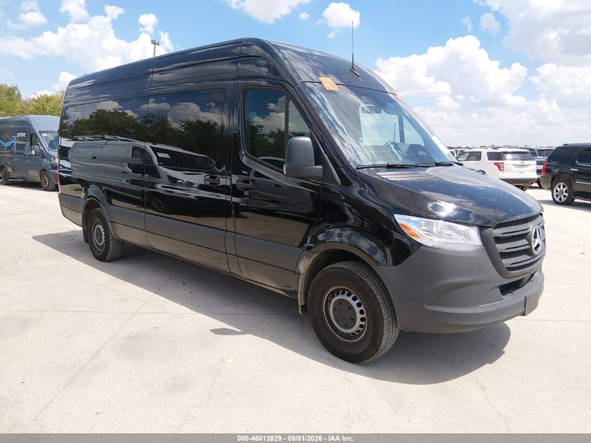 2026 Mercedes-benz Sprinter VIN W1Z4KGHY9TT614134 — IAAI salvage auction photo