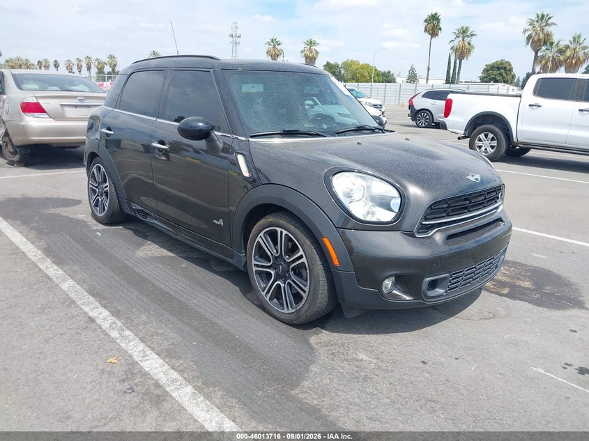 2015 Mini Countryman VIN WMWZC5C55FWP46904 IAAI salvage auction — RIGHT REAR, Wait Title, sold $1,800 on 2026-10-06 (photo 1)