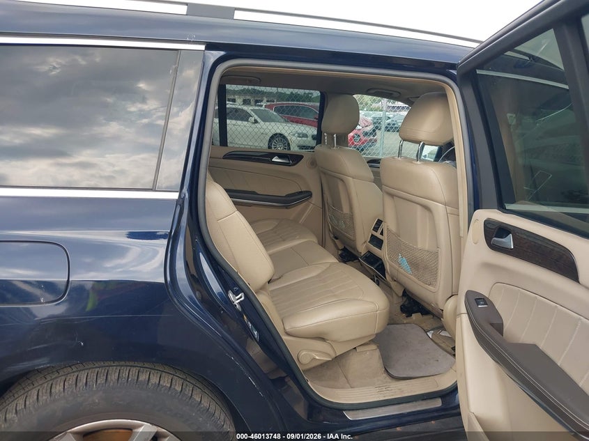 2014 Mercedes-benz Gl-class VIN 4JGDF7CE6EA407043 IAAI salvage auction — NORMAL WEAR, Clear (Virginia), sold $0 on 2026-10-04 (photo 8)
