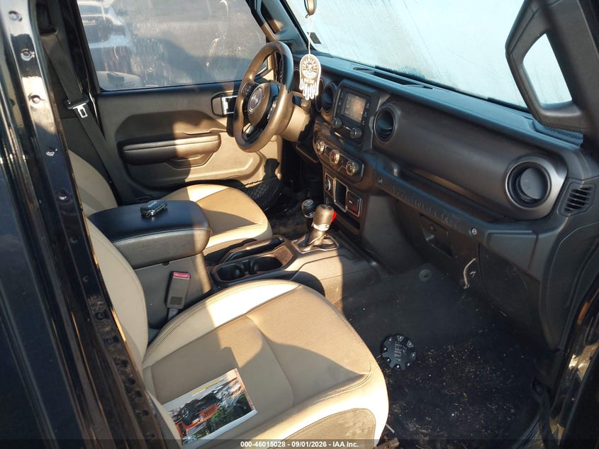 2018 Jeep Wrangler / VIN 1C4HJXDG4JW167623 IAAI salvage auction — LEFT SIDE, Original (West Virginia), sold $8,900 on 2026-09-19 (photo 5)