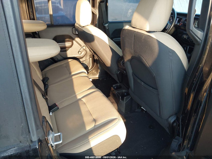 2018 Jeep Wrangler / VIN 1C4HJXDG4JW167623 IAAI salvage auction — LEFT SIDE, Original (West Virginia), sold $8,900 on 2026-09-19 (photo 8)