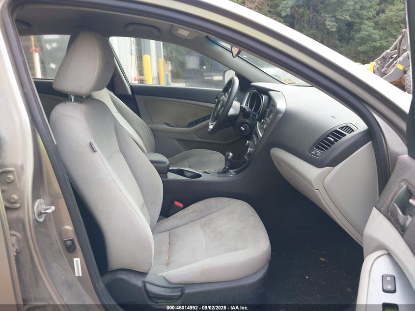 2015 Kia Optima VIN 5XXGM4A70FG403845 IAAI salvage auction — NORMAL WEAR, Original (Vermont), sold $1,300 on 2026-09-11 (photo 5)