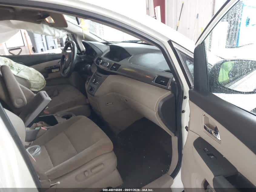 2014 Honda Odyssey VIN 5FNRL5H25EB091504 IAAI salvage auction — SIDE, Wait Title, sold $500 on 2026-09-29 (photo 5)